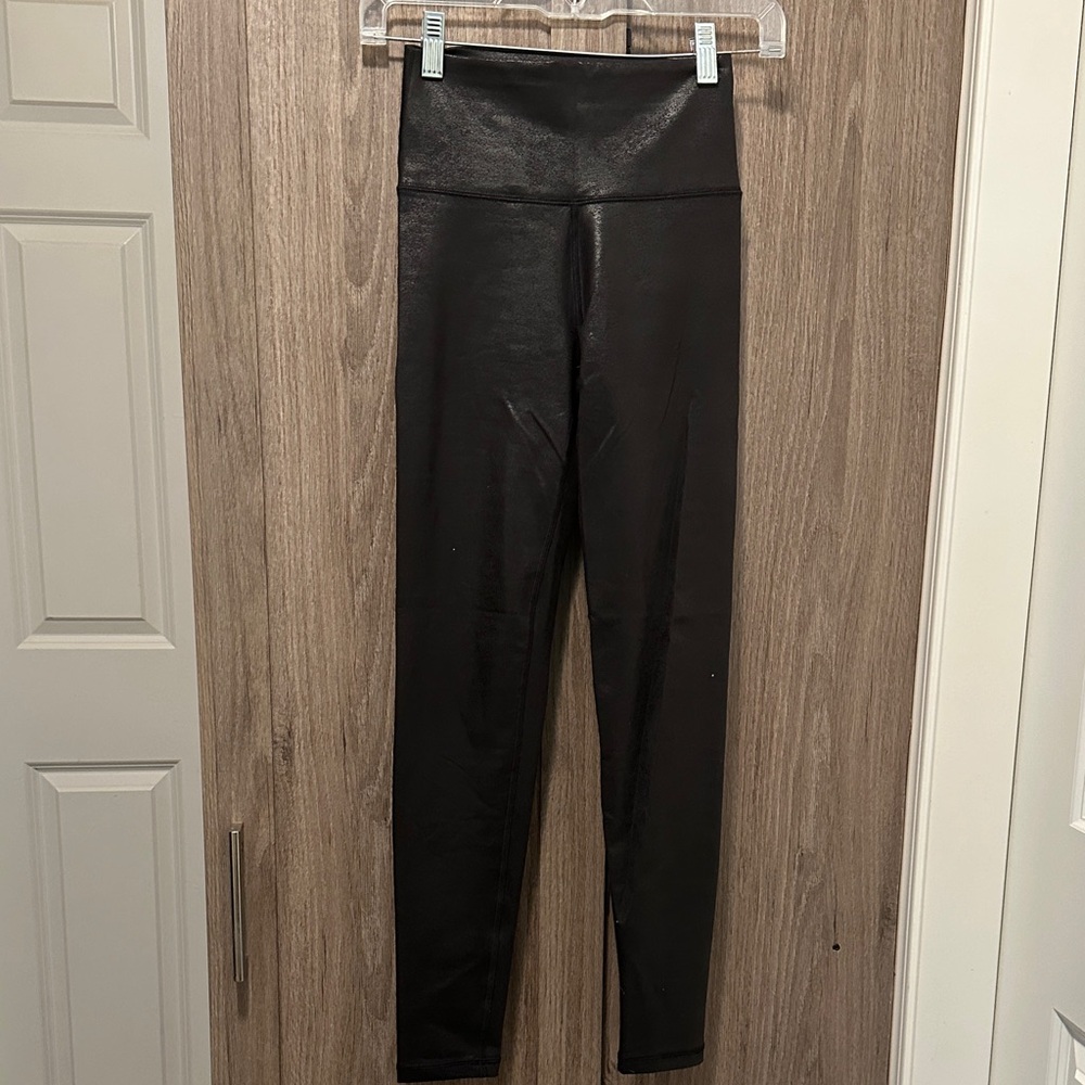 Aerie Shiny Black Leggings